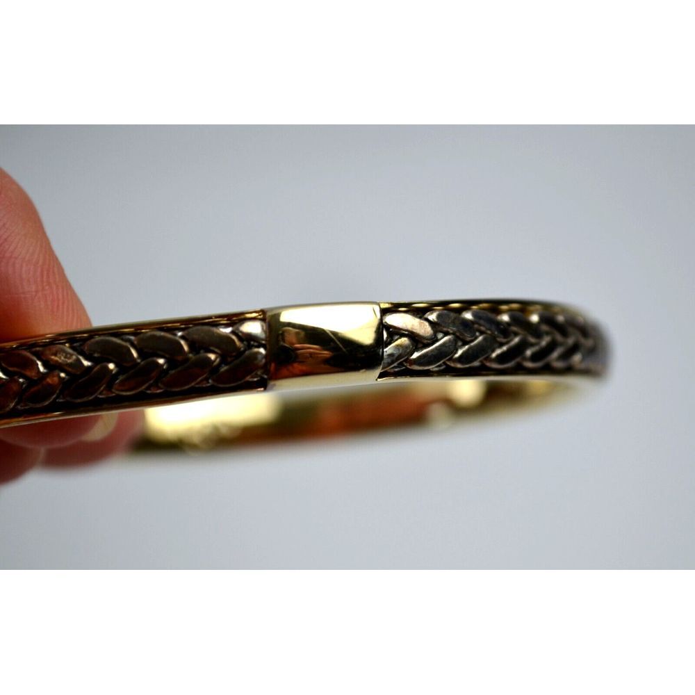 Gold Tone Dangle Bracelet Marked " W " with‎ Herringbone Pattern 2.75" Across - Picture 2 of 5